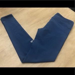 ALO yoga leggings